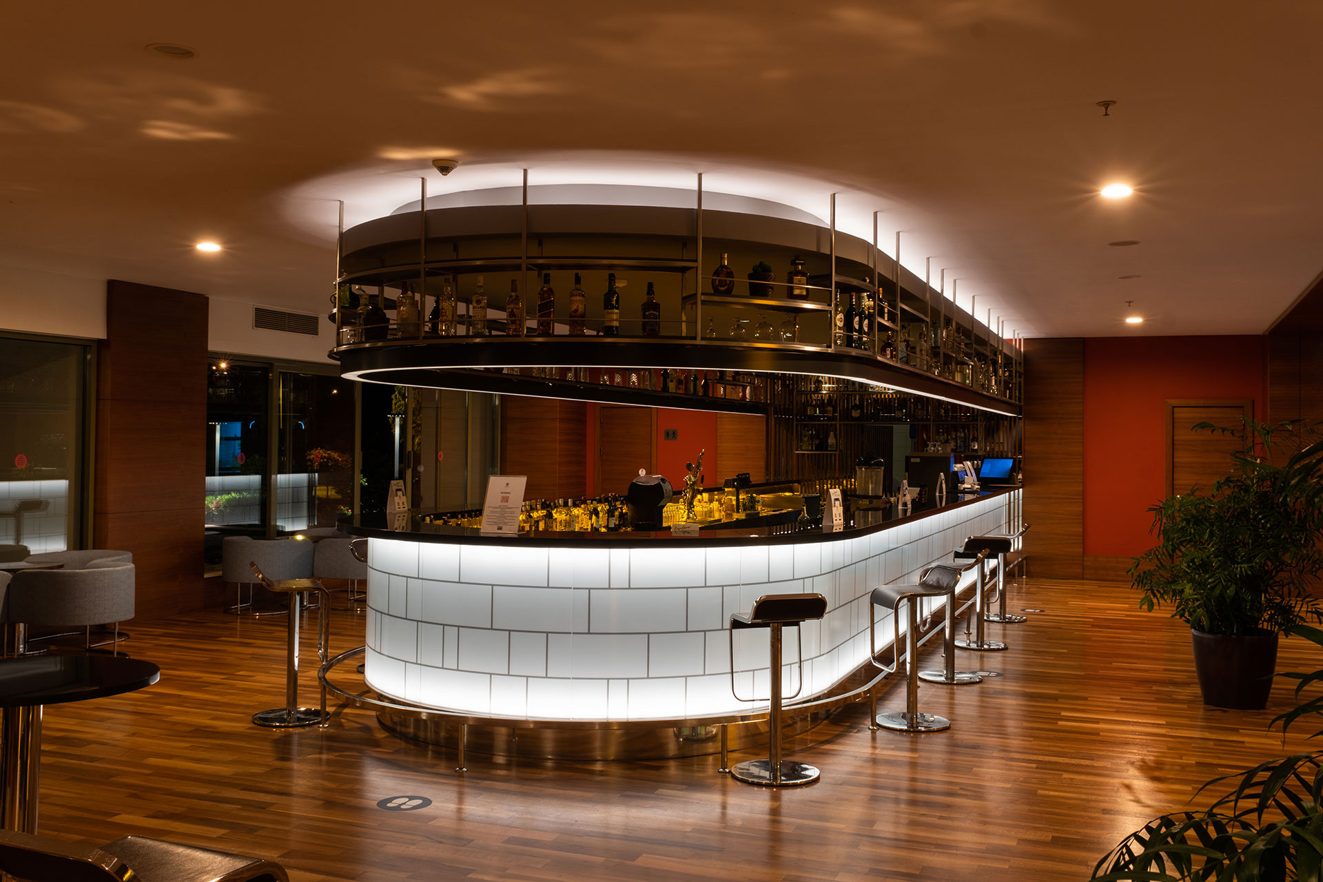 Lobby Lounge Bar